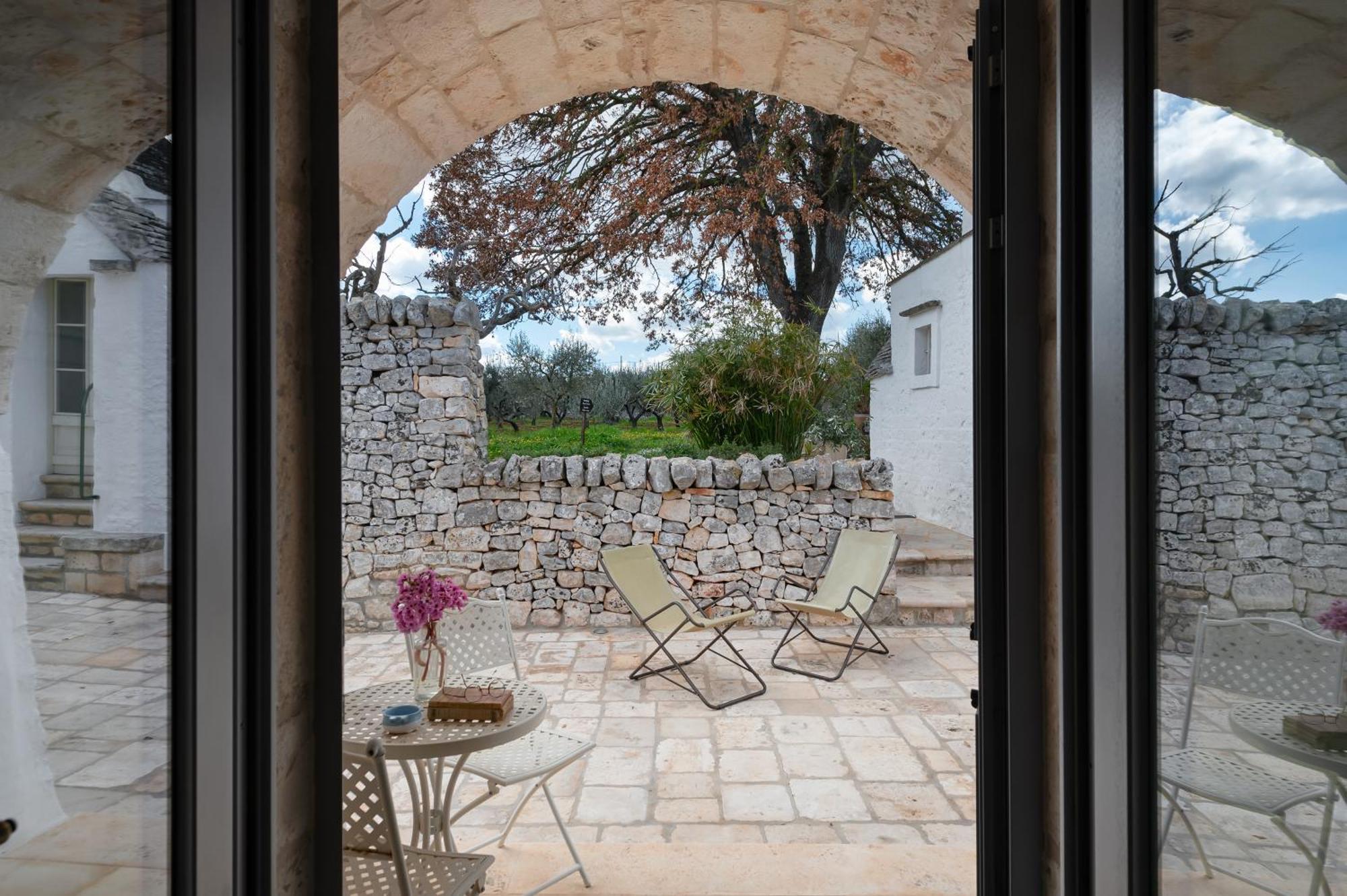 Agriturismo Masseria Aprile Locorotondo Luaran gambar
